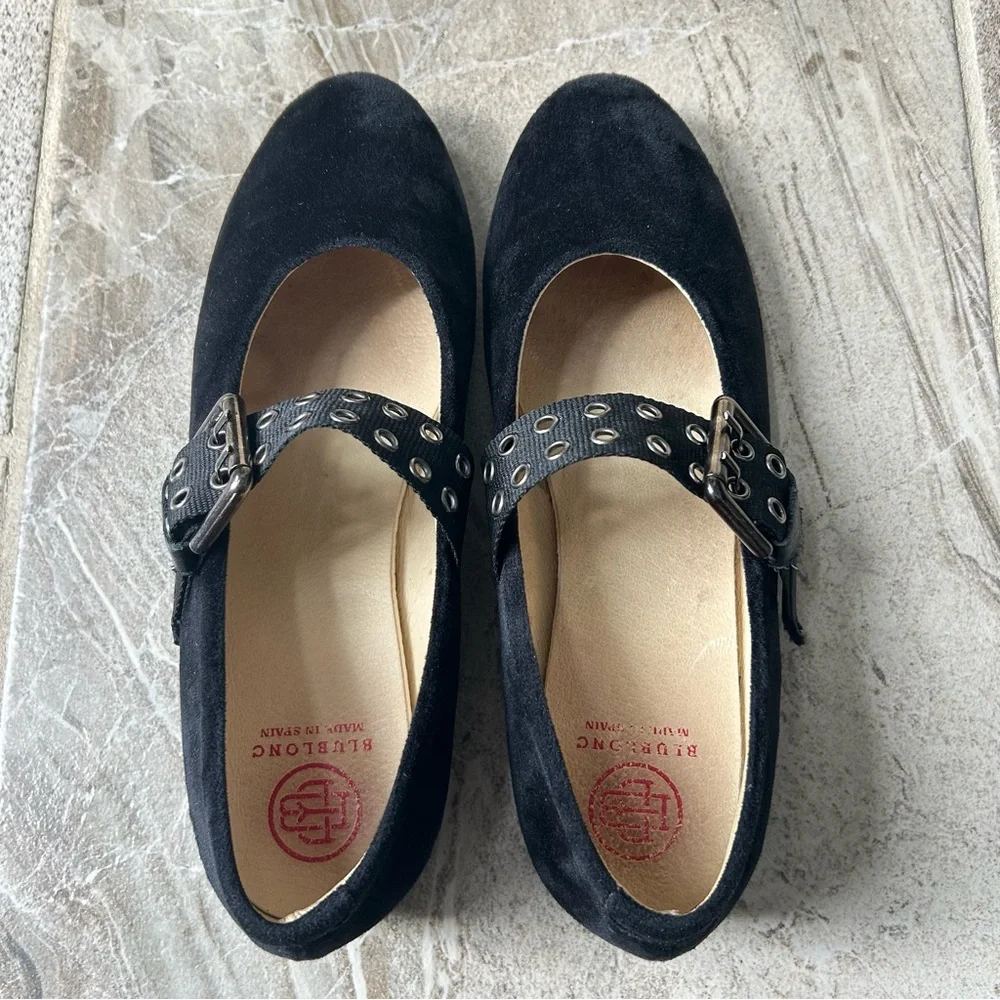 Blublonc Black Velvet Mary Jane Flats, Oversized Strap Detail Size 37 EU/ 6 US